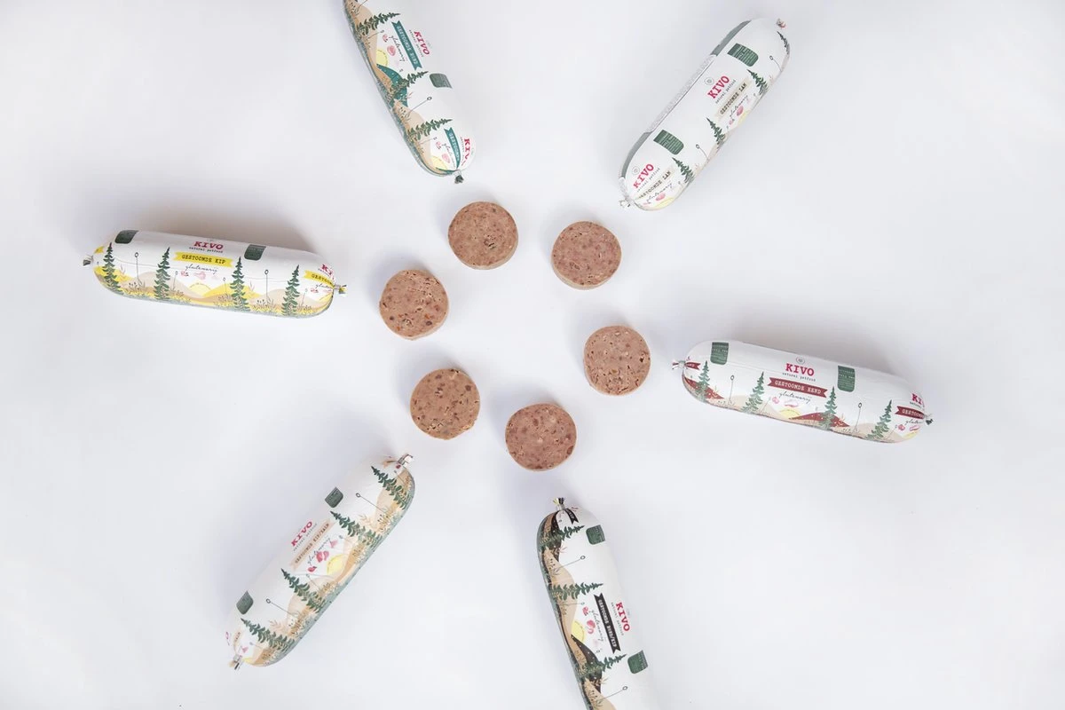 Kivo Petfood Houdbare Worsten INTRODUCTIEDOOS 6 X 600 Gram Smaken: Rund, Kip, Rund & Kip, Kip & Zalm, Eend En Lam - Zacht Gestoomd Vlees - Glutenvrij Geen Fratsen - Afbeelding 4