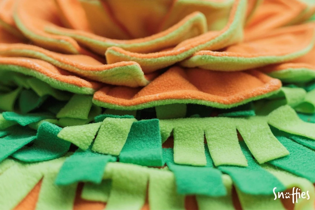 SNUFFIES® Snuffelmat Belle 60x50cm – Snuffelmat – Snuffelmatten - Honden Speelgoed - Honden Speelgoed Intelligentie - Snuffelmat Hond - Snuffelmatten – Hersenwerk – Honden Speeltjes – Puppy - Puppy Speelgoed - Honden Denkspelletjes - Afbeelding 11