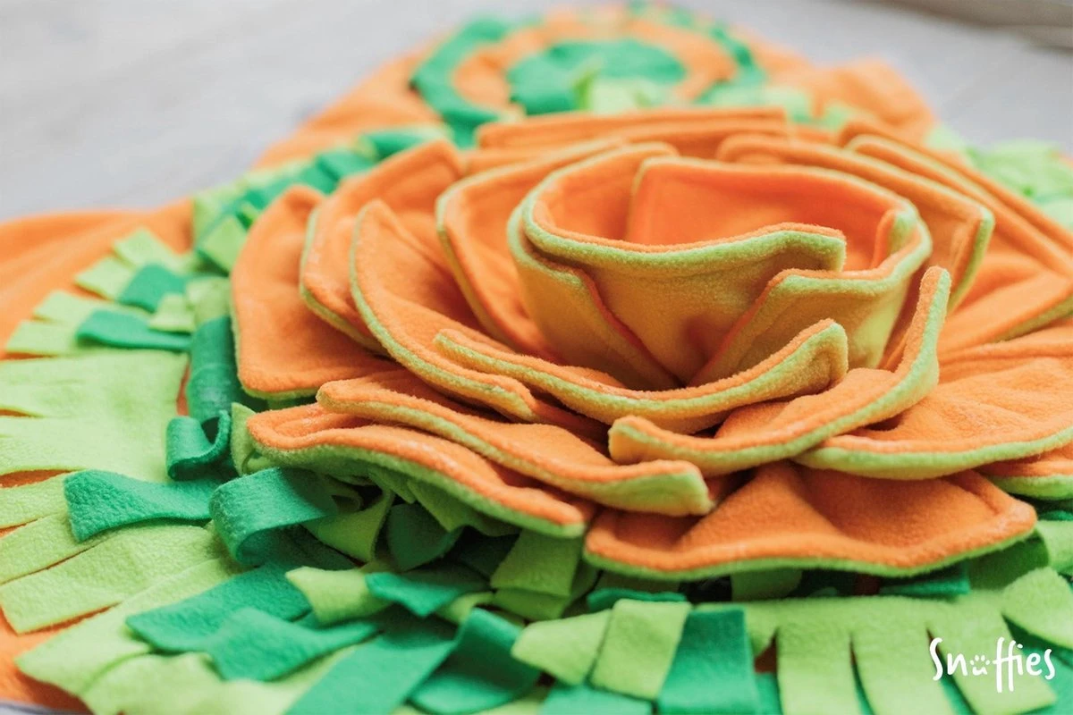 SNUFFIES® Snuffelmat Belle 60x50cm – Snuffelmat – Snuffelmatten - Honden Speelgoed - Honden Speelgoed Intelligentie - Snuffelmat Hond - Snuffelmatten – Hersenwerk – Honden Speeltjes – Puppy - Puppy Speelgoed - Honden Denkspelletjes - Afbeelding 12